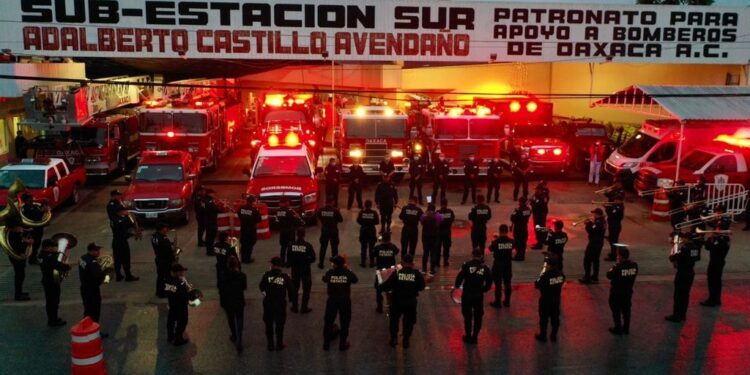 Conmemora Heroico Cuerpo de Bomberos 67 años al servicio de la ciudadanía de Oaxaca