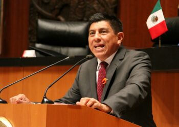 Agradece Salomón Jara muestras de solidaridad, se encuentra en recuperación