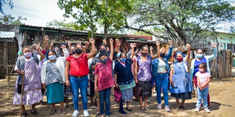 Nace en Oaxaca “Red de Mujeres de la 4T”