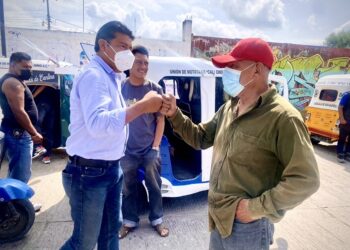 El diputado, Azael Santiago Chepi sanitiza comunidades del Distrito 04 ante tercera ola de COVID 19