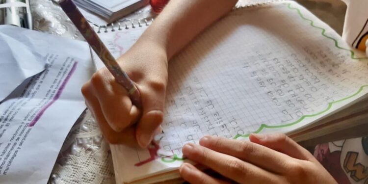 La Juventud y la Mar, concurso de expresión literaria al que IEEPO y Semar invitan a participar