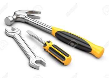 Invita la SMO a cursos de plomería y mecánica