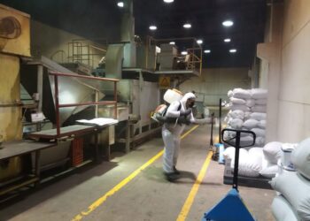 Ayuntamiento de Oaxaca mantiene labores de asepsia en espacios públicos