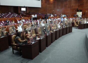 Congreso apercibe a Gobernador de Oaxaca por usar recursos públicos durante veda electoral