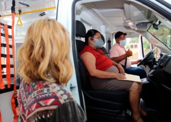 Con ambulancias nuevas y equipadas, mejoramos la movilidad de personas que necesitan ser trasladadas por urgencia médica: IMM