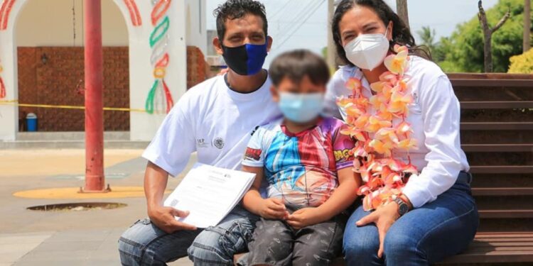 Construye Fernando Jacinto su sueño educativo con el IEEA Oaxaca