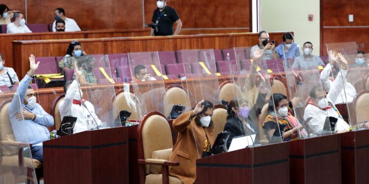 Designa Pleno Legislativo a integrantes de instituciones públicas en materia laboral y médica