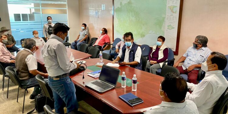 Segego y dependencias federales, concilian conflicto entre Asunción Tlacolulita y Magdalena Tequisistlán