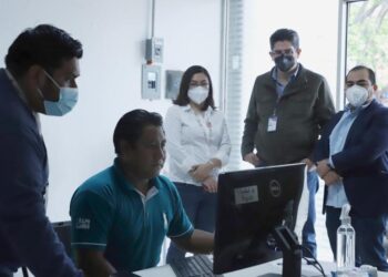 Presentan examen en línea 765 aspirantes para integración de 25 Consejos Distritales