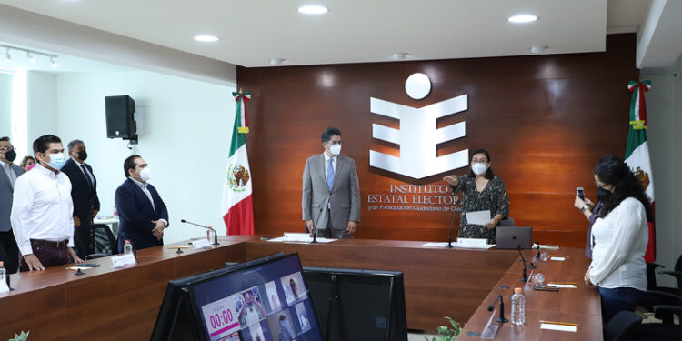 Toma protesta Carmelita Sibaja Ochoa como Presidenta Provisional de IEEPCO