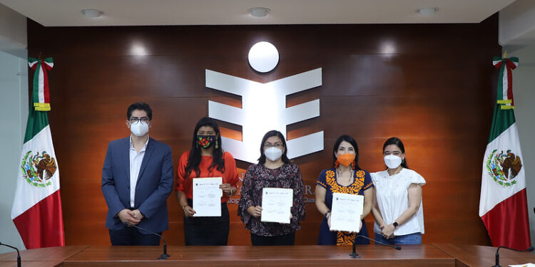 Firman IEEPCO, SEPIA y SMO convenio de colaboración para promover la participación de las oaxaqueñas