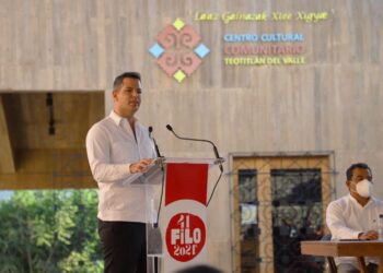 Encabeza Murat Hinojosa inauguración de la 41 edición de la FILO en el Centro Cultura Comunitario de Teotitlán del Valle