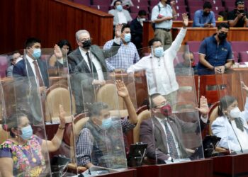 Centro Histórico limpio, exige 64 Legislatura