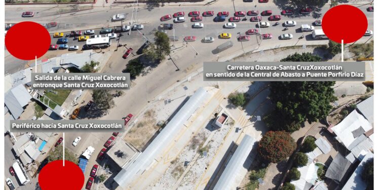 Inicia SAPAO trabajos para la reubicación del colector de drenaje sanitario colapsado en Parque del Amor