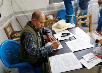 Segego y CGAR concilian conflicto político social en Zapotitlán Lagunas