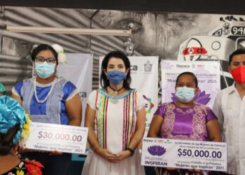 Gobierno del Estado y BanOaxaca rompen barreras de género con microcréditos a mujeres emprendedoras