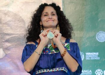 Reconoce IVEC a senadora, Susana Harp, por lograr reconocimiento constitucional a los pueblos y comunidades afromexicanas