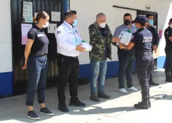 Reconocen a Policías Auxiliares por participar en programa de nutrición