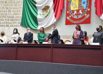 Recibe Congreso Quinto Informe del Gobierno del Estado, para su análisis y discusión