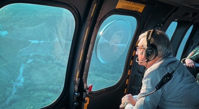 Supervisan Presidente de México y AMH avance de autopista a la Costa y rehabilitación de refinería en Oaxaca