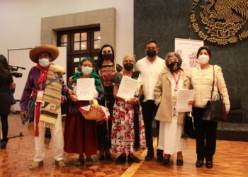 Destacan artesanos oaxaqueños en Gran Premio Nacional de Arte Popular 2021