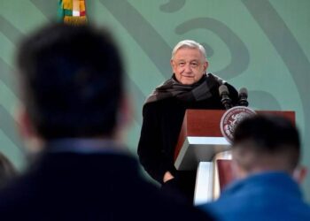 AMLO insiste: Economía de México crecerá 6%, con todo y ‘susto’ del tercer trimestre