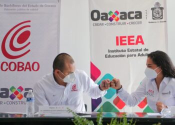 Firman IEEA y COBAO de Oaxaca convenio de colaboración académica