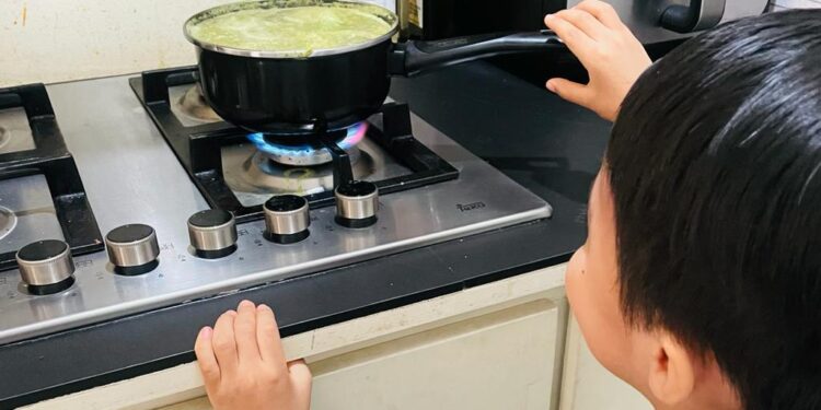 Emiten los SSO recomendaciones para prevenir quemaduras y reducir lesiones en caso de incendio en el hogar