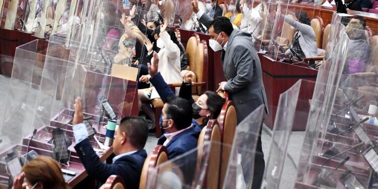 Se pronuncia Congreso de Oaxaca ante probables daños a la denominación de origen del mezcal