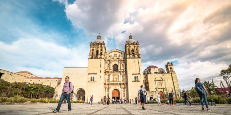 Brinda Ayuntamiento de Oaxaca propuestas de solución al Sindicato 3 de Marzo; concluyen bloqueos