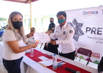 Entrega SSPO constancias de capacitación y toma protesta a Unidades Municipales de Prevención del Delito de Valles Centrales