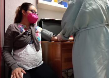 Exhorta SSO a mujeres embarazadas a extremar protocolos sanitarios ante el incremento de casos por COVID-19