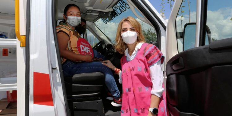 Sistema DIF Oaxaca inicia el año trabajando con toda la fuerza, como desde el primer día de la administración de mi esposo Alejandro Murat: IMM