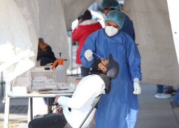 COVID-19 rompe récord en México: suman 60,552 nuevos casos