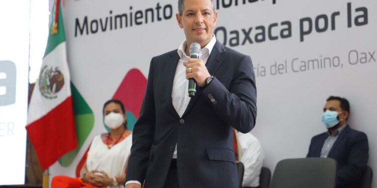 Encabeza Alejandro Murat el arranque del “Movimiento Nacional por la Alfabetización y Educación” en Oaxaca