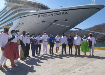 Realizan los SSO acciones de vigilancia sanitaria, tras arribo de cruceros a Bahías de Huatulco