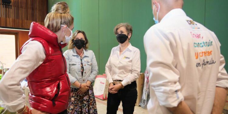 “Continuaremos trabajando hasta el último día de esta administración, a favor de los sectores más vulnerables, como las mujeres embarazadas, porque el amor por Oaxaca nos une”: IMM