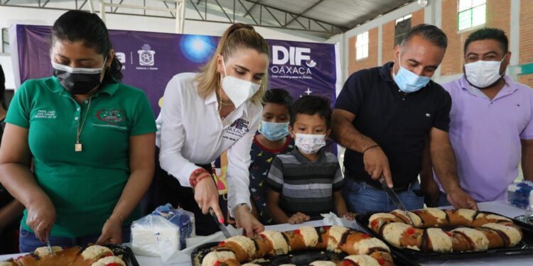 Ver las sonrisas de nuestras niñas y niños, nos motivan a redoblar esfuerzos para continuar construyendo un mejor Oaxaca: IMM