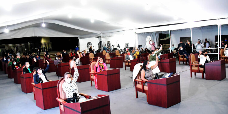 Congreso aprobó Leyes de Ingresos Municipales de 66 ayuntamientos