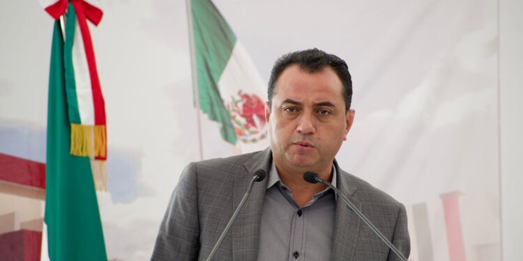 Propuso Noé Doroteo que la movilidad sea regulada de manera municipal en las ZMO