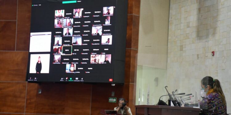 Solicita Legislativo acciones para reducir fuegos pirotécnicos y proteger a la infancia oaxaqueña