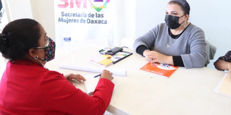 Durante acreditación de munícipes, la SMO les informa de servicios y programas federales