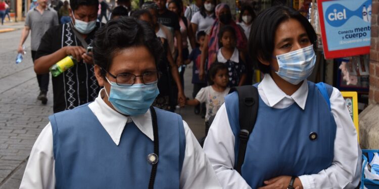 Piden los SSO endurecer las medidas preventivas ante el incremento de Ómicron