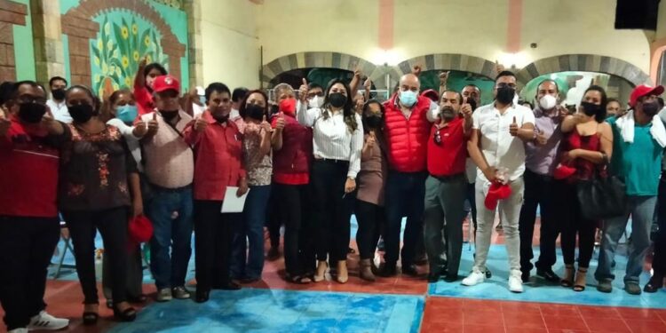 Priismo de Ocotlán vivo y firme; Javier Villacaña atiende de maneradirecta a la militancia.