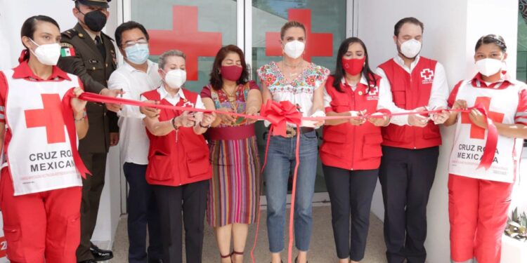 La salud es un tema primordial para mi esposo, el gobernador Alejandro Murat, por eso trabajamos y cumplimos: IMM&nbsp;