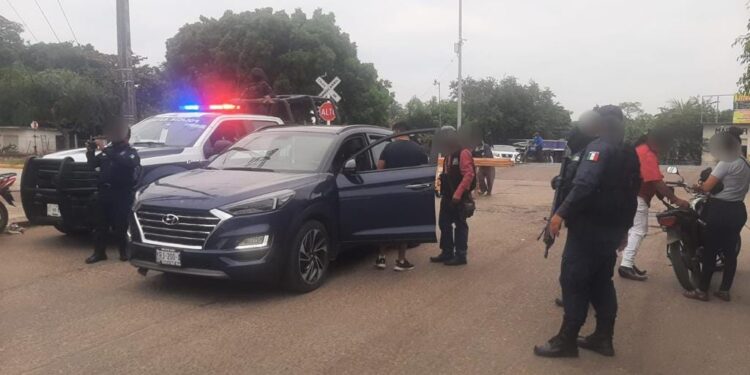 Ante hechos violentos ocurridos en Loma Bonita, realizamos operativo de disuasión y ejecutamos orden de aprehensión a uno de los probables responsables: Fiscalía de Oaxaca