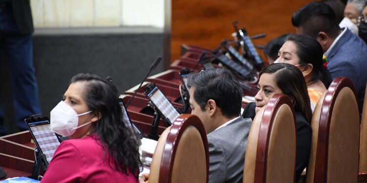 Presentan propuesta para atender a personas en condición de calle en zona metropolitana