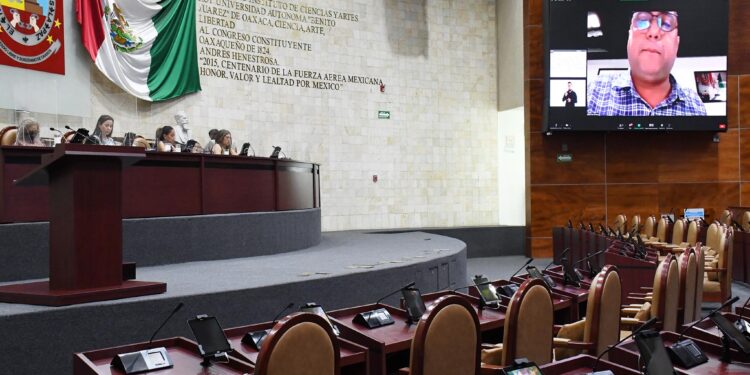 Evalúa Legislatura local, expedir una ley que proteja a las y los mezcaleros de Oaxaca