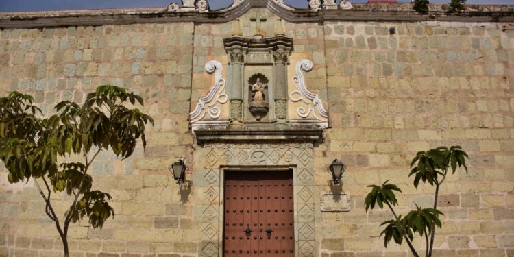 ¡Ya viene, el 51 aniversario de la Casa de la Cultura Oaxaqueña!