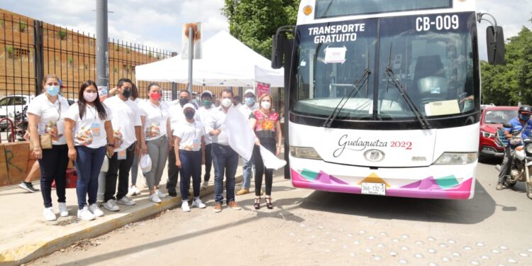 Dan banderazo de salida al transporte público gratuito para la Guelaguetza 2022: Semovi